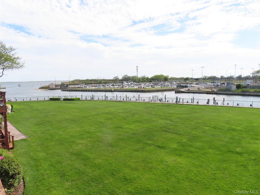Perched in a prime upper-unit location with break taking views - photo 23