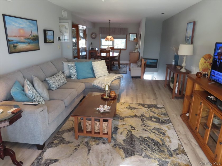 Perched in a prime upper-unit location with break taking views - photo 33