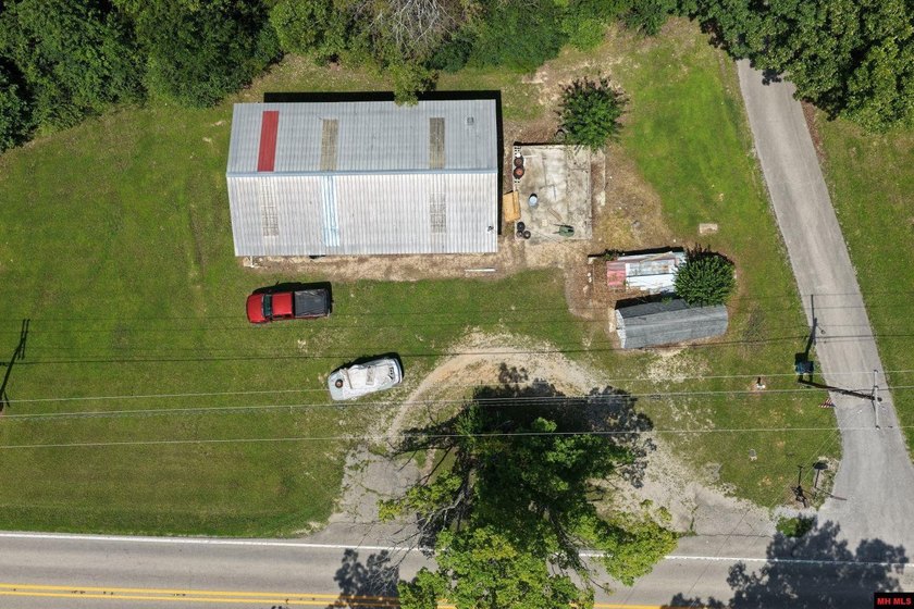 Take advantage of this 2.16 acres m/l located in the heart of - photo 30