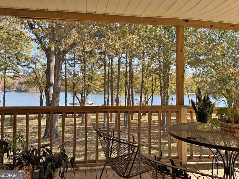 This Lake Hartwell home is just 10 minutes from I-85 with easy - photo 10