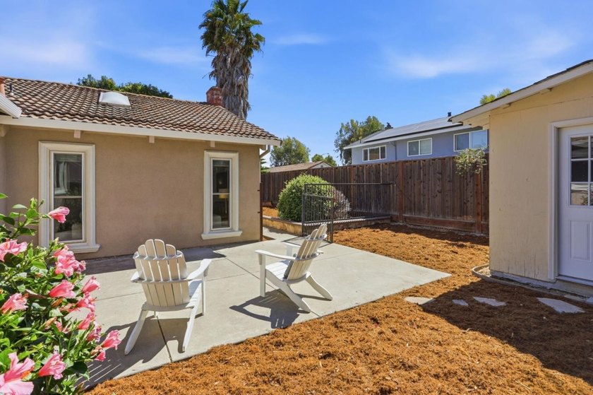 Welcome to 4871 Rue Bordeaux, a beautiful home offering 3 - photo 33