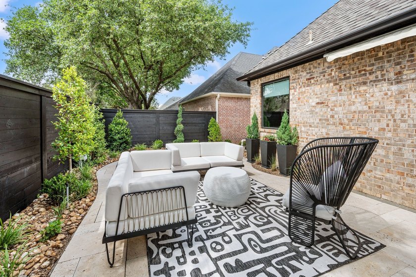 Within Timarron's Crescent Royale, fully remodeled villas of - photo 35