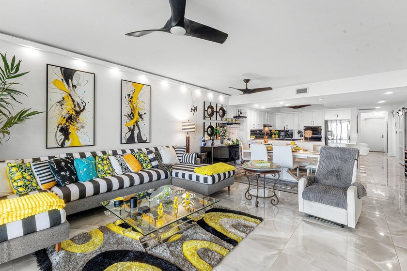 Beautifully upgraded 2 BR + den, 2 remodeled BA overlooking the - photo 7