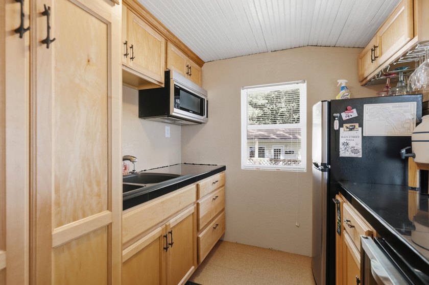 Escape to the lake without the waterfront price! This charming - photo 14