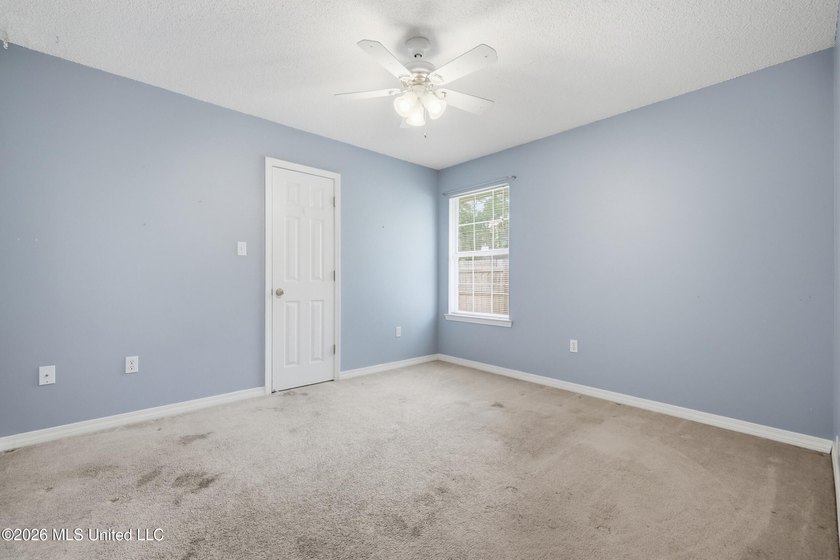 Welcome to 98175 Golf Club Drive, a well-maintained 4-bedroom - photo 14