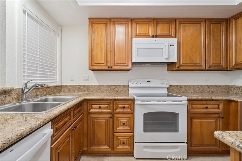 5927 Armaga Spring Rd I - photo 9
