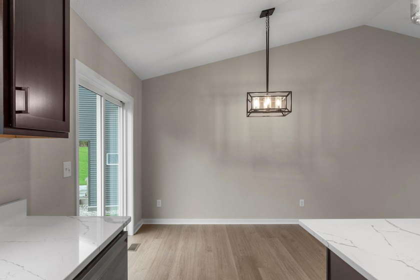 Buyer can make the interior and exterior selections. This brand - photo 15