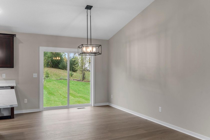 Buyer can make the interior and exterior selections. This brand - photo 16