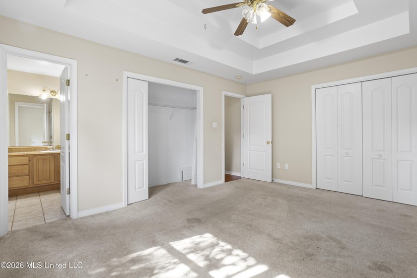 Welcome to this beautiful 4 - bedroom, 2 bath home located in - photo 17