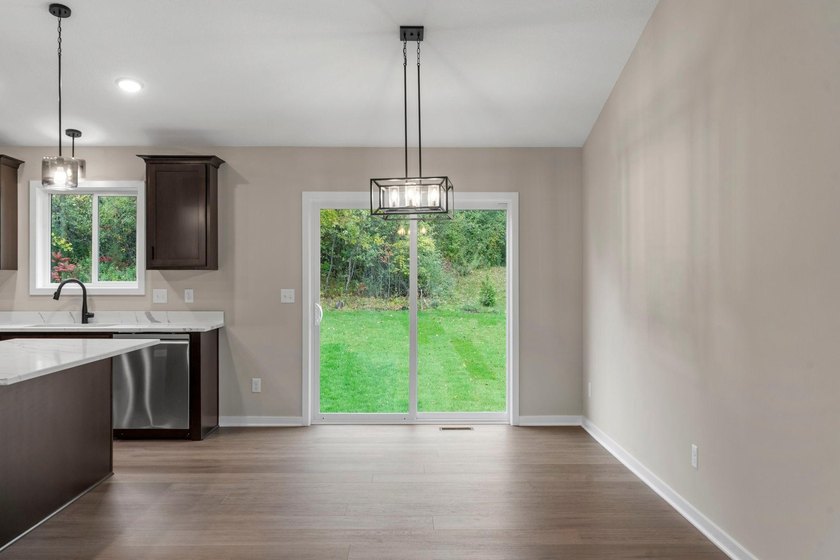 Buyer can make the interior and exterior selections. This brand - photo 17