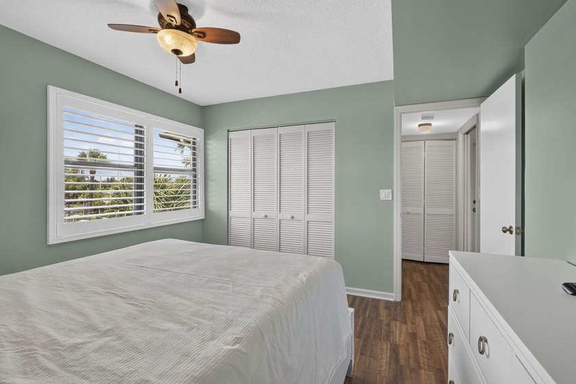 ACCEPTING BACK-UP OFFERS. Take Elevator t0 TOP FLOOR 2BR/2BA - photo 6