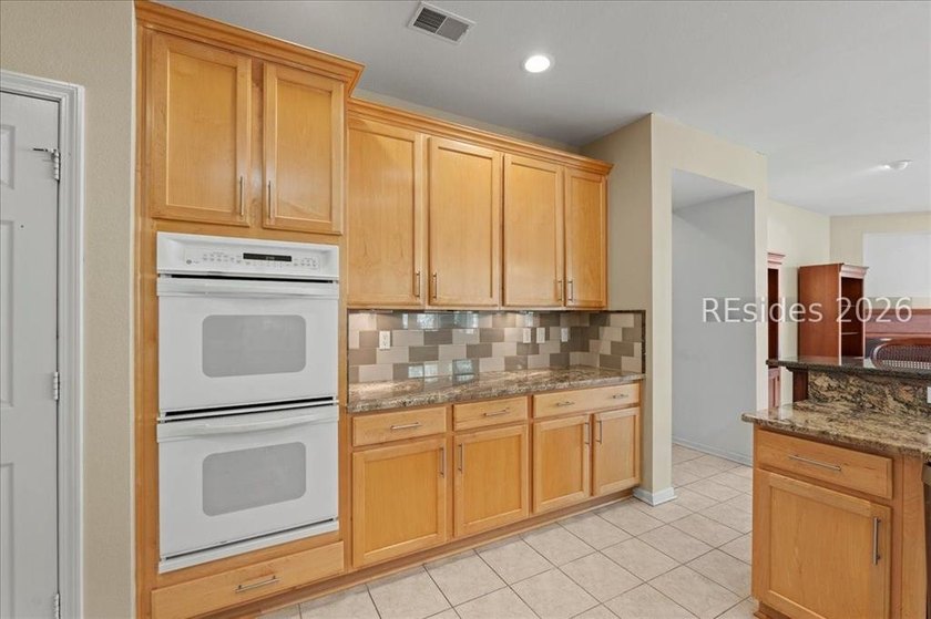Located in Sun City's Alexandria Village, just minutes from the - photo 11
