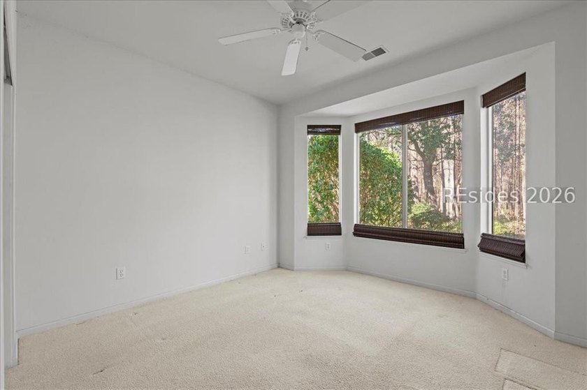 Located in Sun City's Alexandria Village, just minutes from the - photo 24
