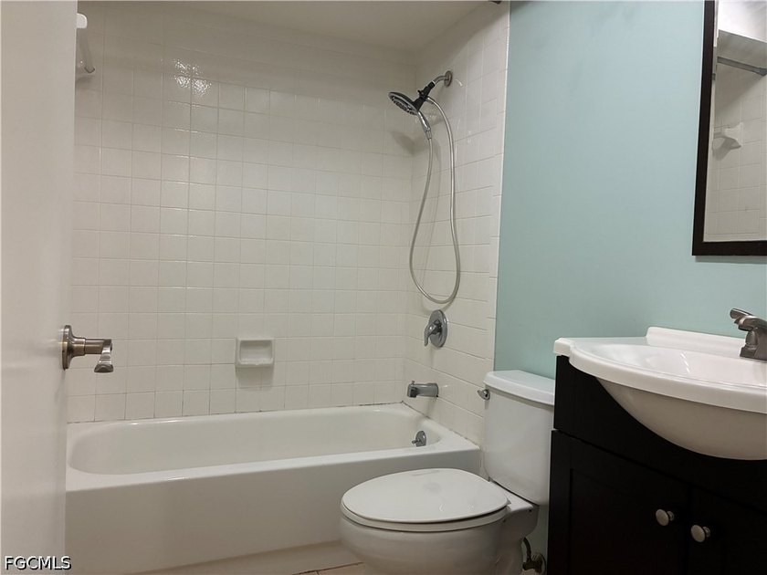 Take an elevator to this 2nd floor spacious, well-maintained - photo 22
