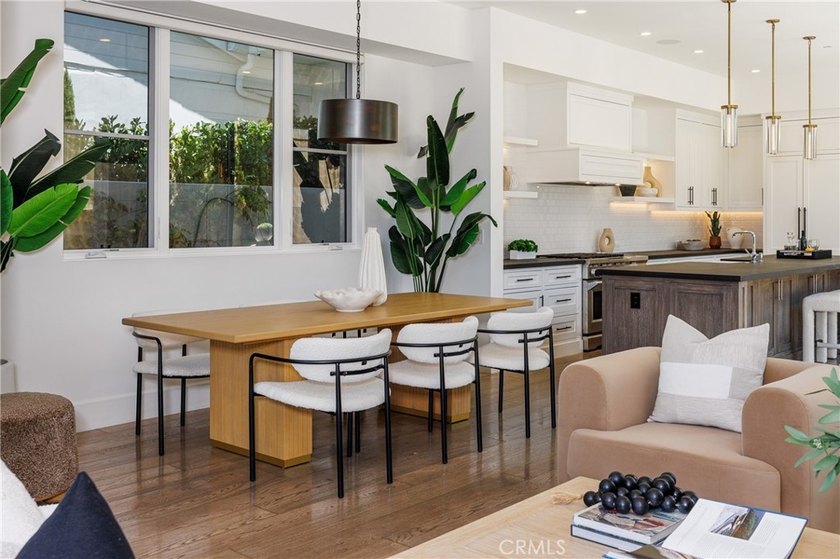 Welcome home to 408 Poinsettia . . . both home and sanctuary - photo 6