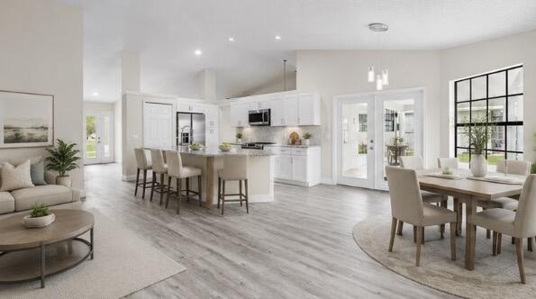 Welcome to this 3-bedroom, 2.5-bathroom single-story residence - photo 5