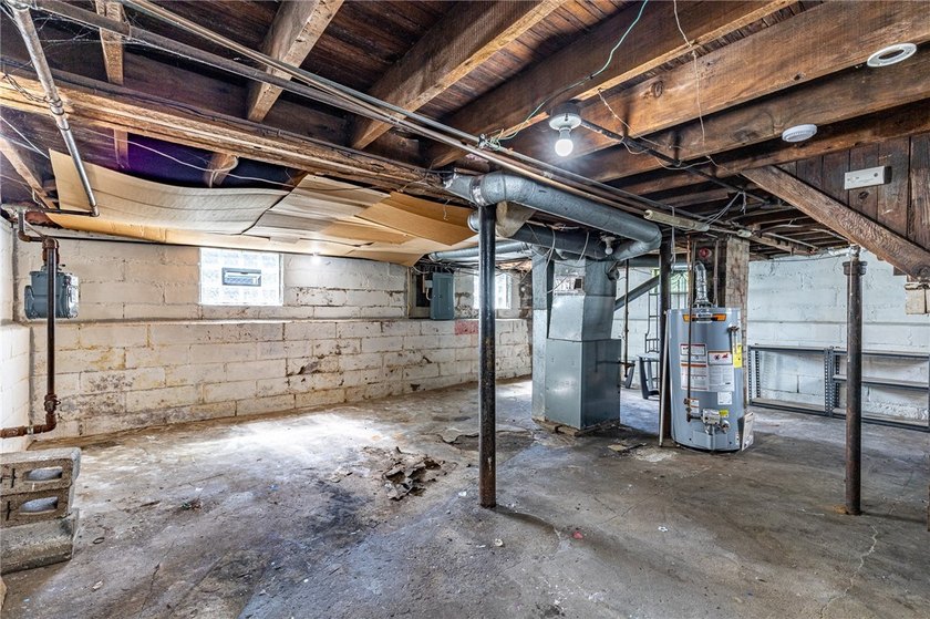 Another Rockin Rochester property; Welcome to 256 Avenue D! This - photo 37