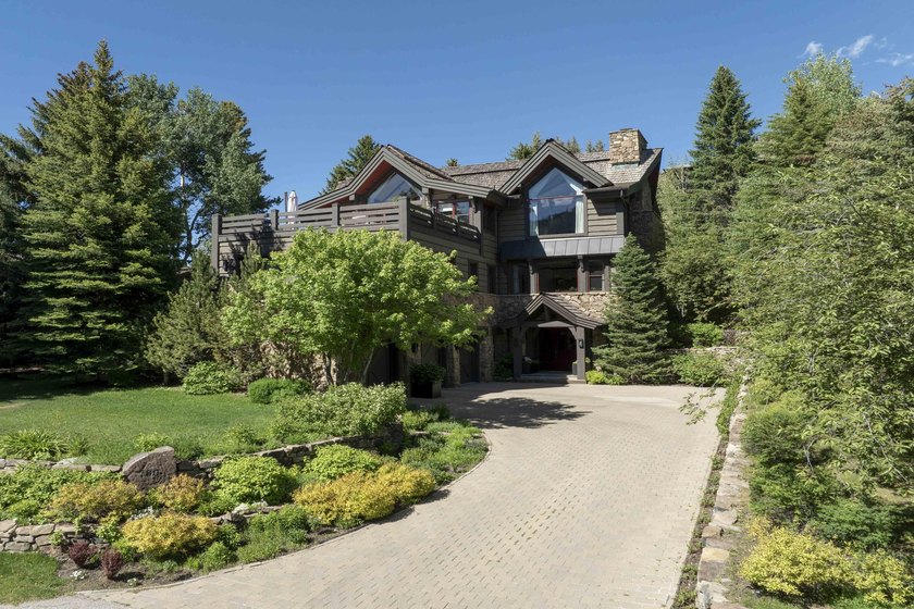 Location, Location, Location. ''Knob Hill Masterpiece'' High on - photo 44