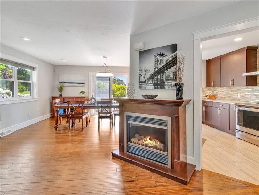 Beautiful condo in Tiverton, close to Fall River shopping &amp; - photo 14