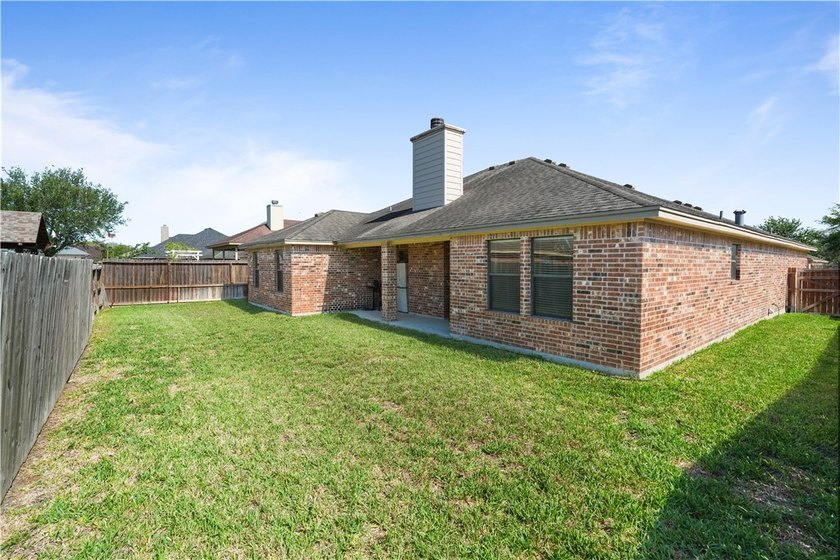 Welcome to this beautifully maintained home located in the - photo 27