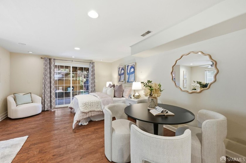 Tucked into the picturesque hills of Brisbane, this well - photo 25