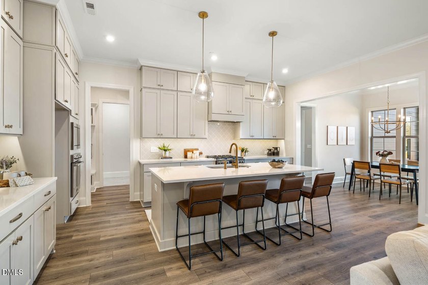 MOVE-IN READY! This beautifully designed executive townhome is - photo 16