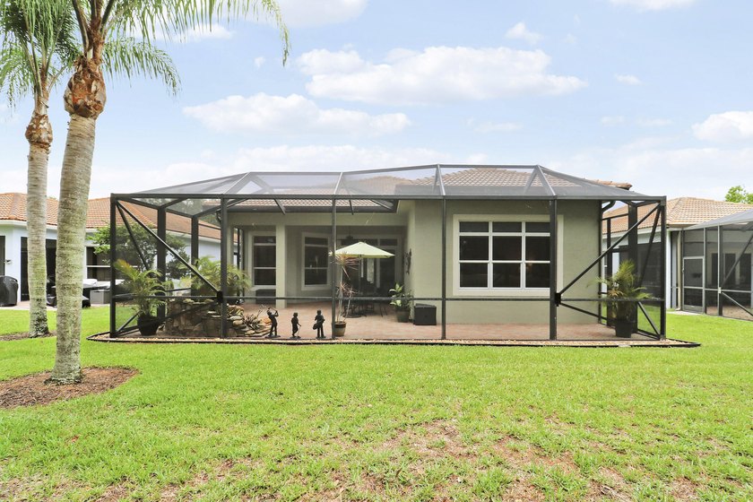 PRIVACY &amp; GOLF VIEWS! This 3BR/2.5BA/2CG 'Alessa' floor plan is - photo 3