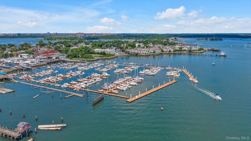 Welcome to an exceptional opportunity to own a premier boat slip - photo 14