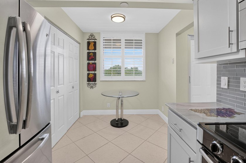 Welcome to this waterfront totally updated Penthouse condominium - photo 8