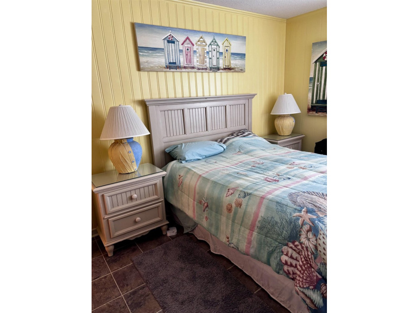 This is the condo that you've been waiting for! Beautifully - photo 13