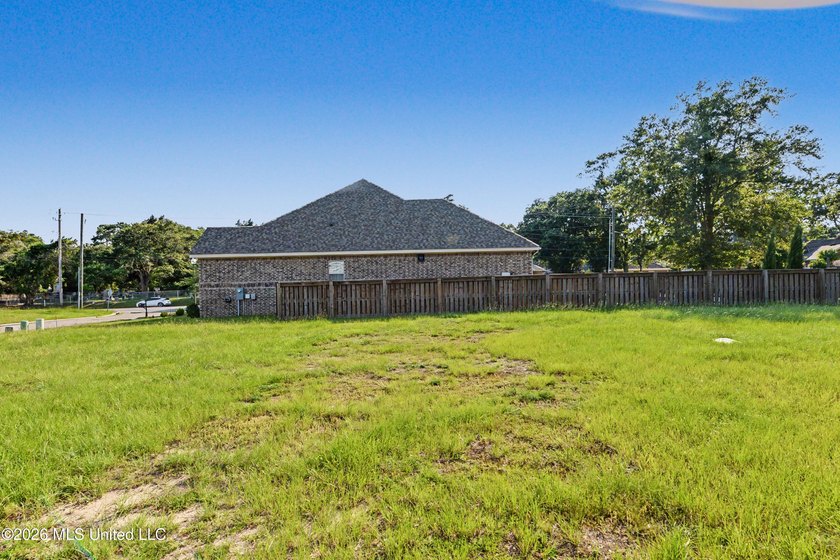 One of the few lots left on *the island*. Build your dream home - photo 15
