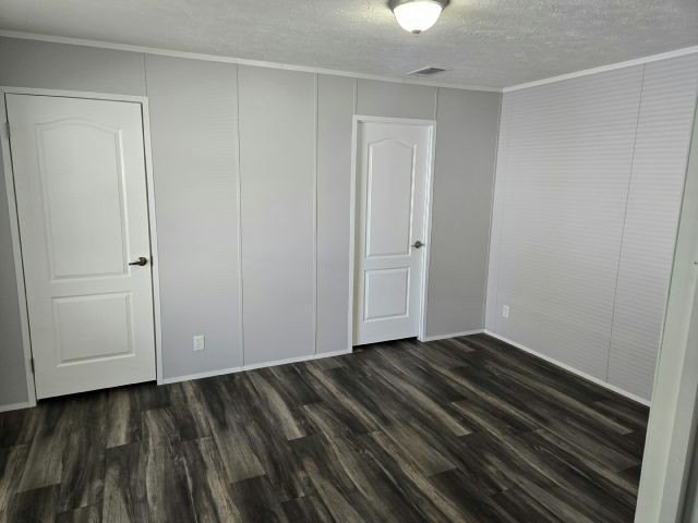 What's better than an apartment? Renting a home at Sunshine - photo 3