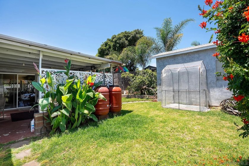 Welcome to Bay Ho! An incredible opportunity for buyers looking - photo 24