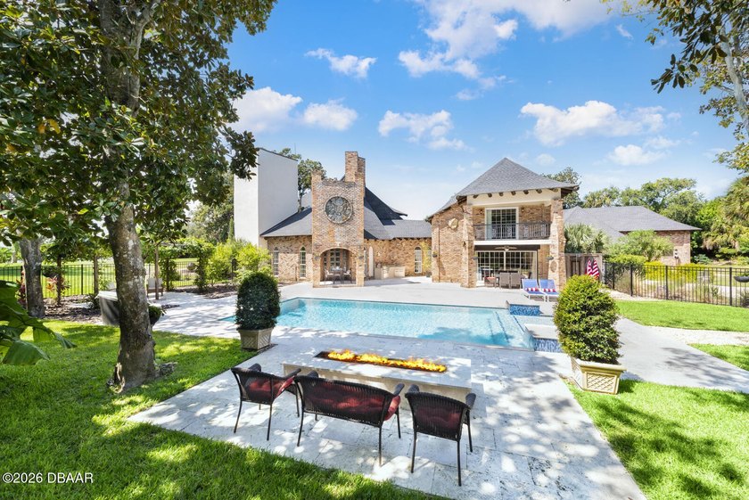 SPECTACULAR RIVERFRONT PRIVATE RESORT LIVING Welcome to an - photo 18