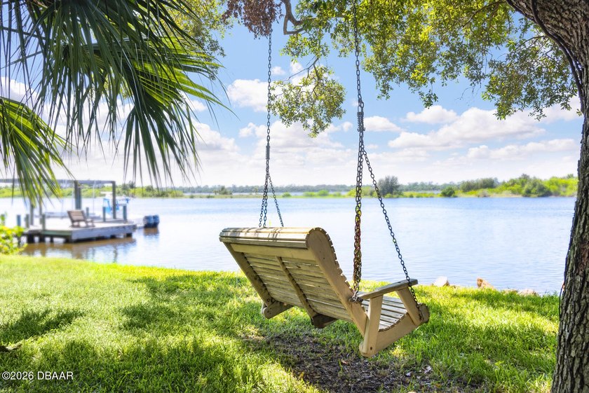 SPECTACULAR RIVERFRONT PRIVATE RESORT LIVING Welcome to an - photo 19