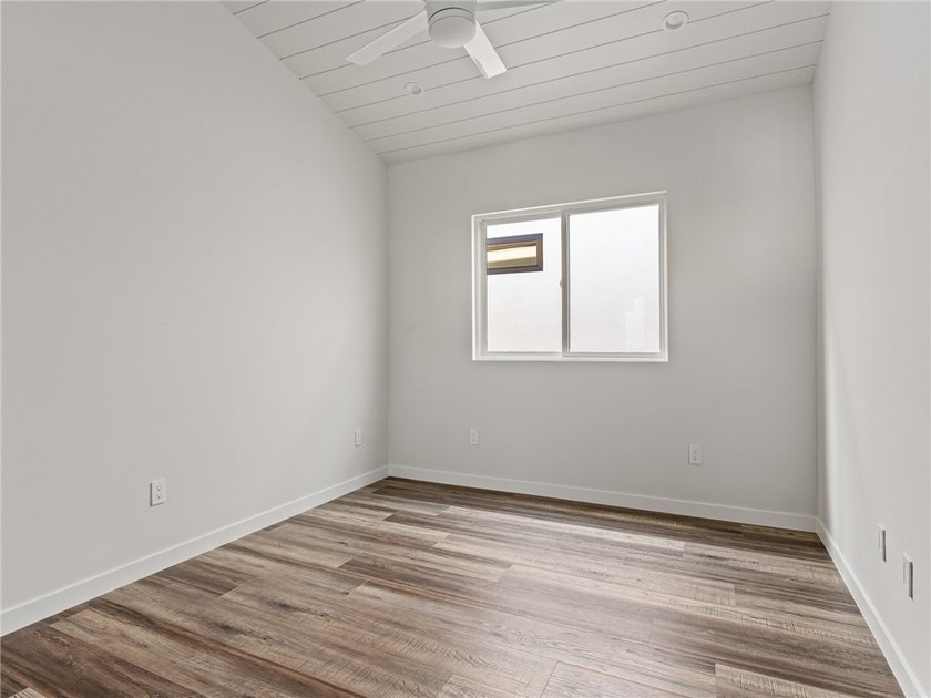 Stunning new-build house in a fantastic El Segundo location! - photo 21