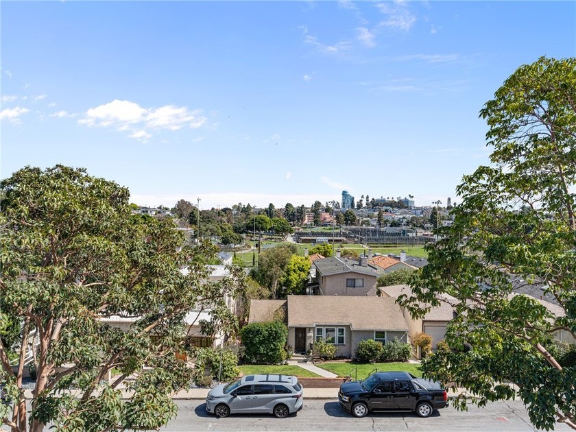 Stunning new-build house in a fantastic El Segundo location! - photo 29