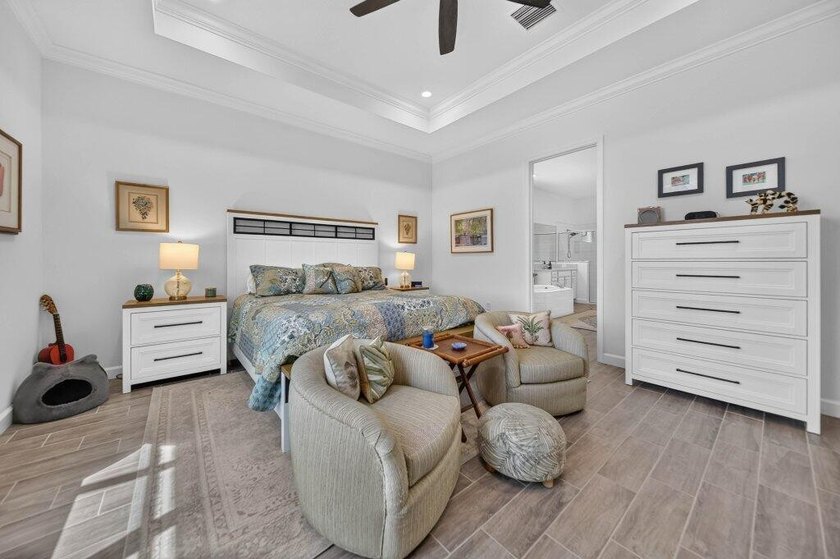 Discover the lakefront lifestyle you've been dreaming of in - photo 29