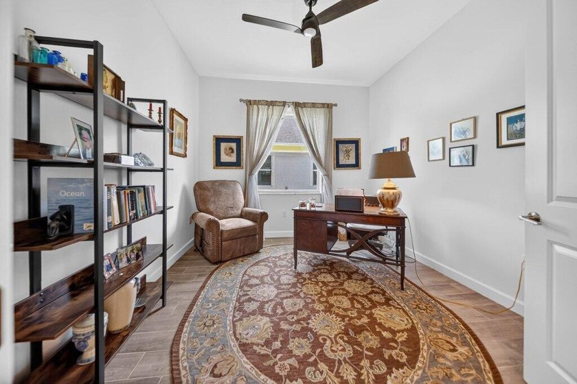 Discover the lakefront lifestyle you've been dreaming of in - photo 33