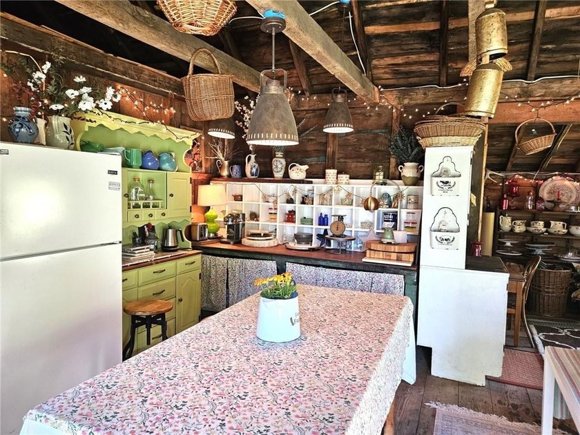 Set on 26.14 private acres with walking trails leading to Moscow - photo 34