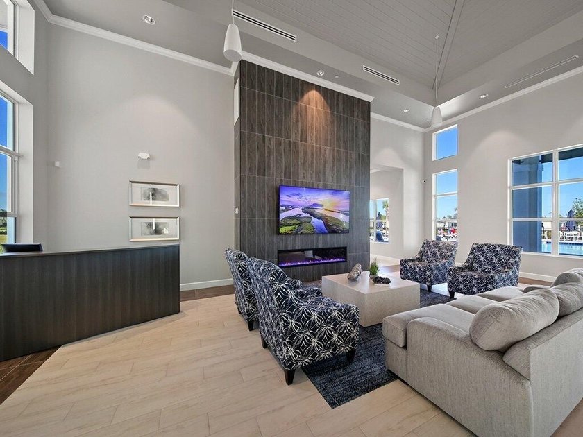 Discover the lakefront lifestyle you've been dreaming of in - photo 44