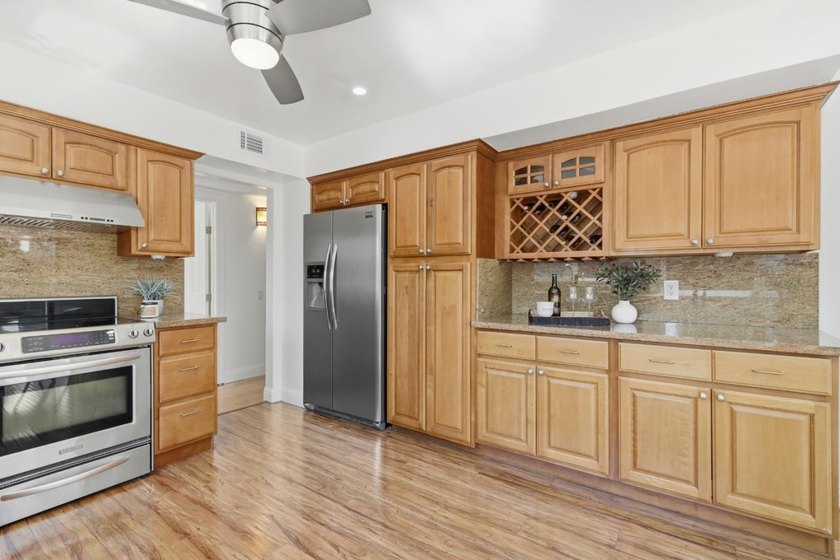 50K PRICE REDUCTION. Gorgeous move-in ready 4-bedroom, 2-bath - photo 9