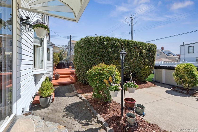 Welcome to 28 Fane Court: A Special Brooklyn Home Tucked away in - photo 16