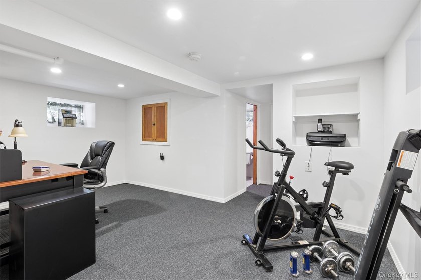 Welcome to 28 Fane Court: A Special Brooklyn Home Tucked away in - photo 23