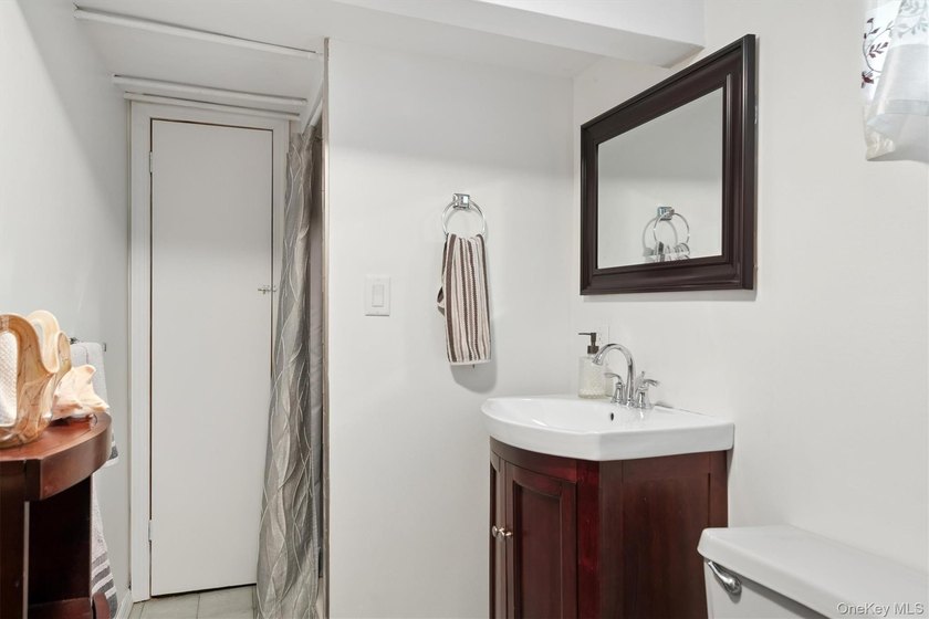 Welcome to 28 Fane Court: A Special Brooklyn Home Tucked away in - photo 27