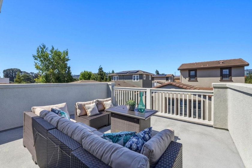 Experience elevated contemporary living in this stunning Victory - photo 42