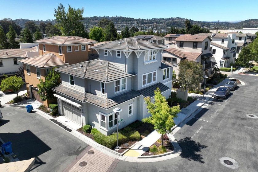 Experience elevated contemporary living in this stunning Victory - photo 44