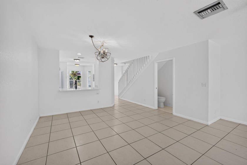 Welcome to this beautifully updated 3-bedroom, 2.5-bath 2 story - photo 15