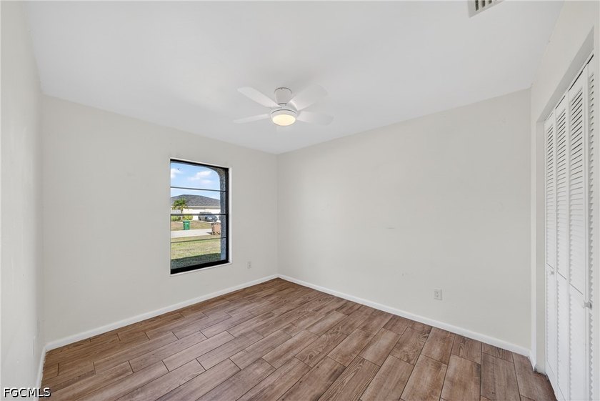 Beautifully remodeled 3-bedroom, 2-bathroom home in SW Cape - photo 15