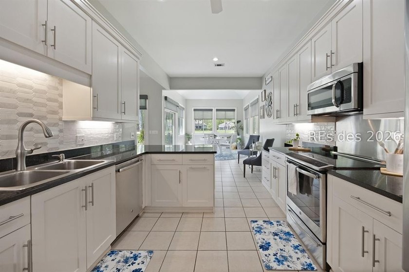 Welcome to 28 Fairway Drive in Rose Hill Plantation, a - photo 20